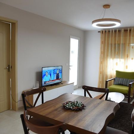 Alex'S Apartment ดูร์เรส ภายนอก รูปภาพ
