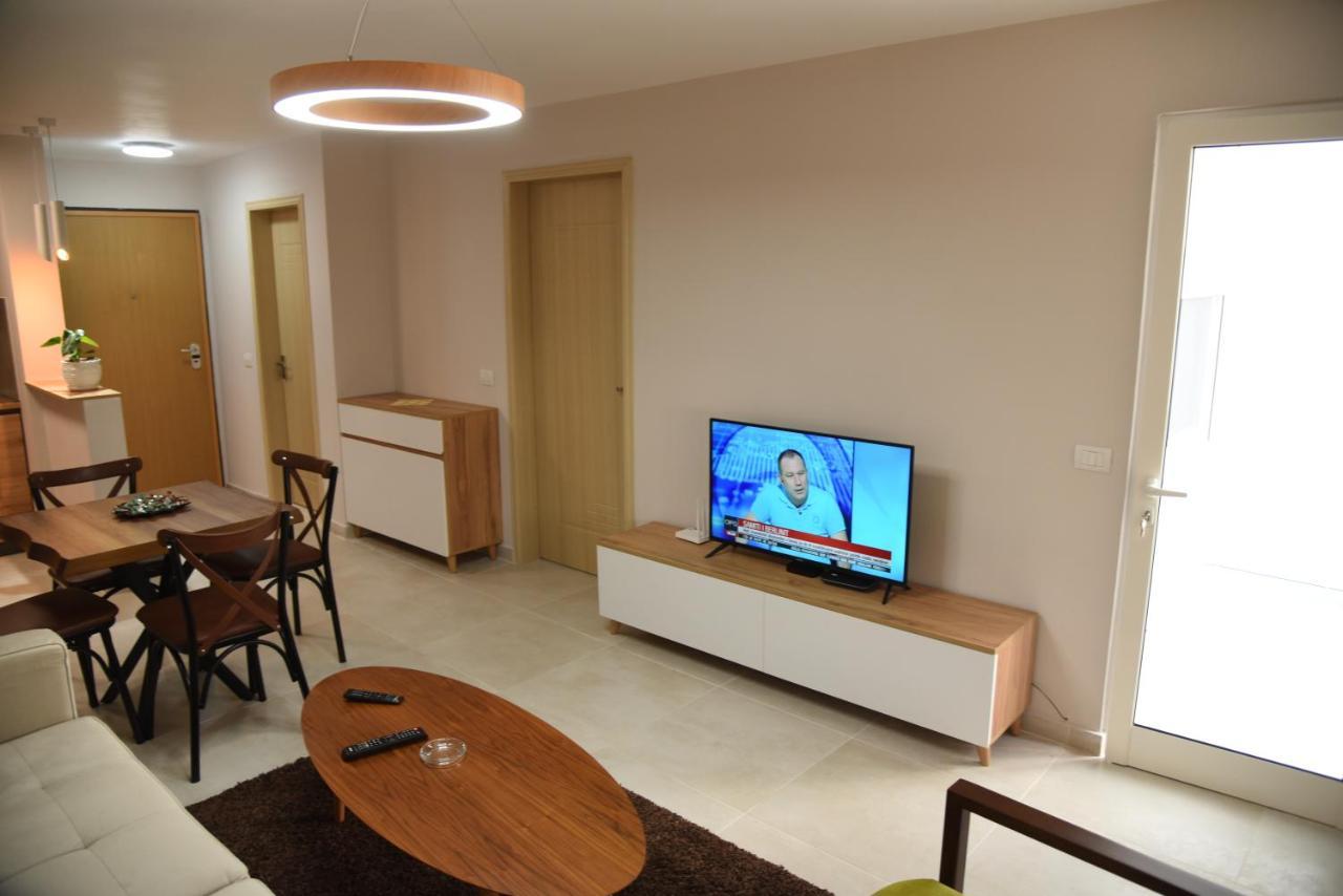 Alex'S Apartment ดูร์เรส ภายนอก รูปภาพ