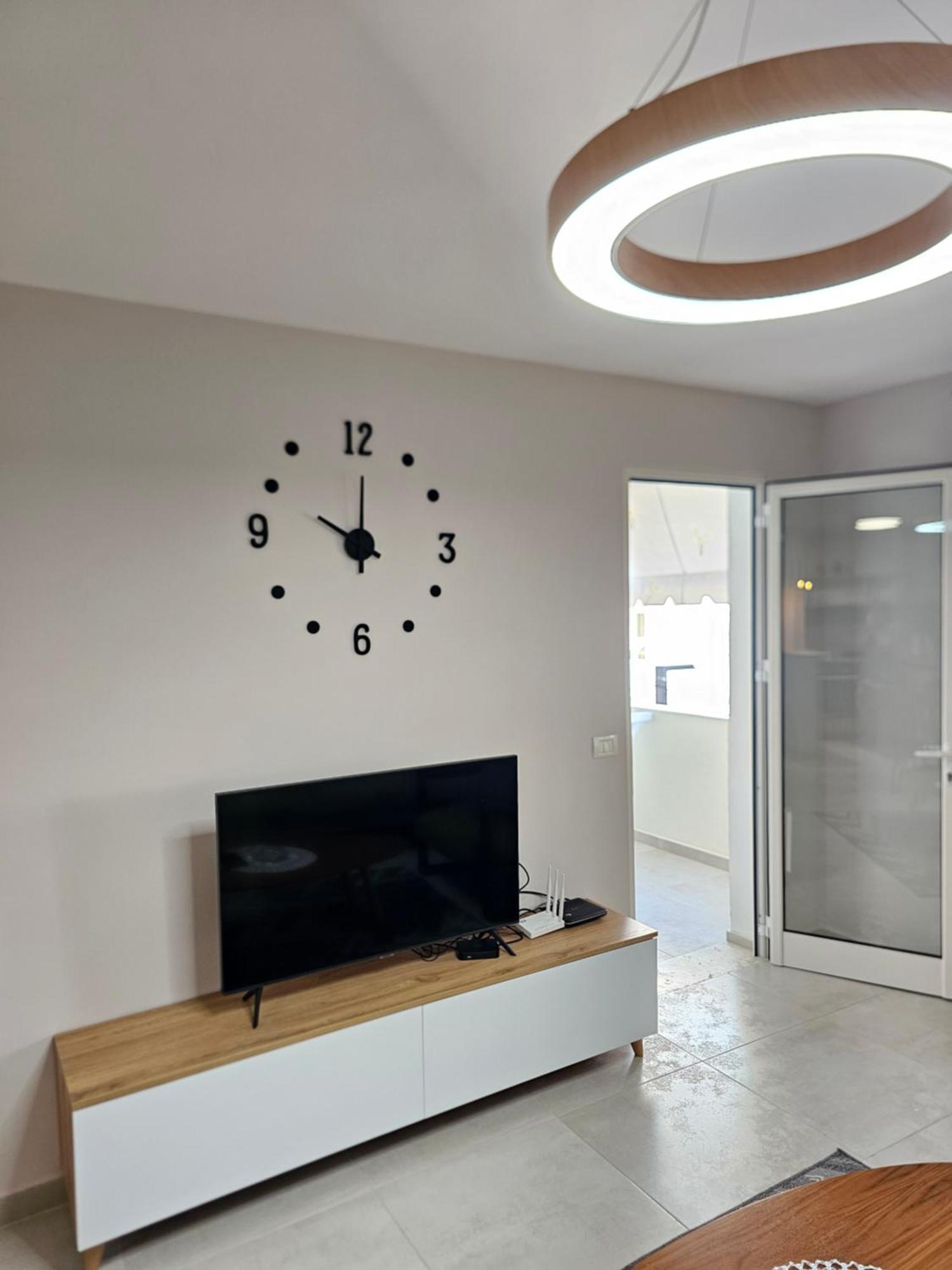 Alex'S Apartment ดูร์เรส ภายนอก รูปภาพ