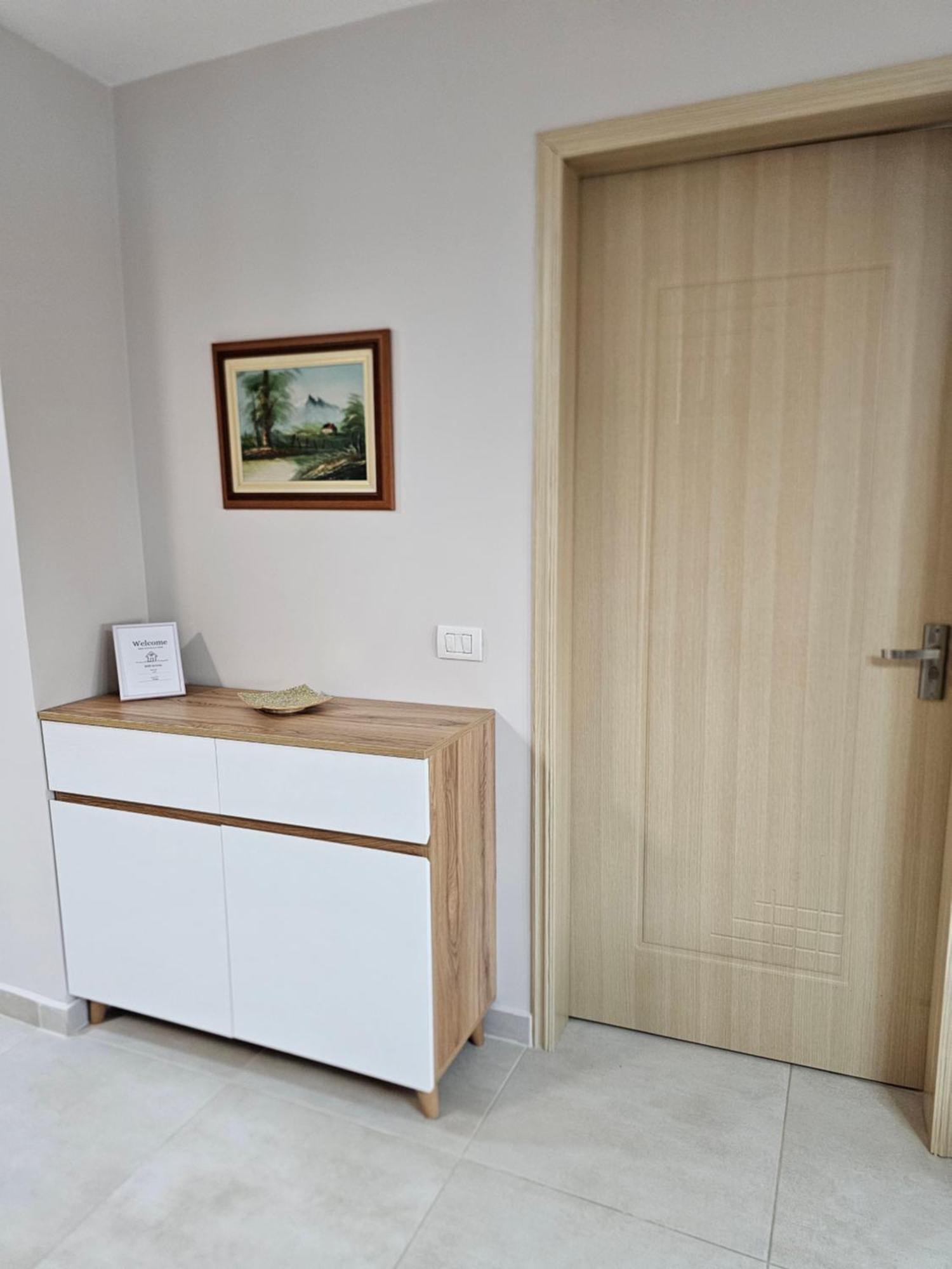 Alex'S Apartment ดูร์เรส ภายนอก รูปภาพ